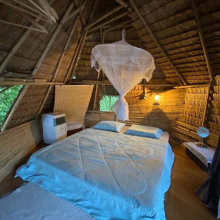 Отель Royal Mountain Hut Ratchaburi Экстерьер фото