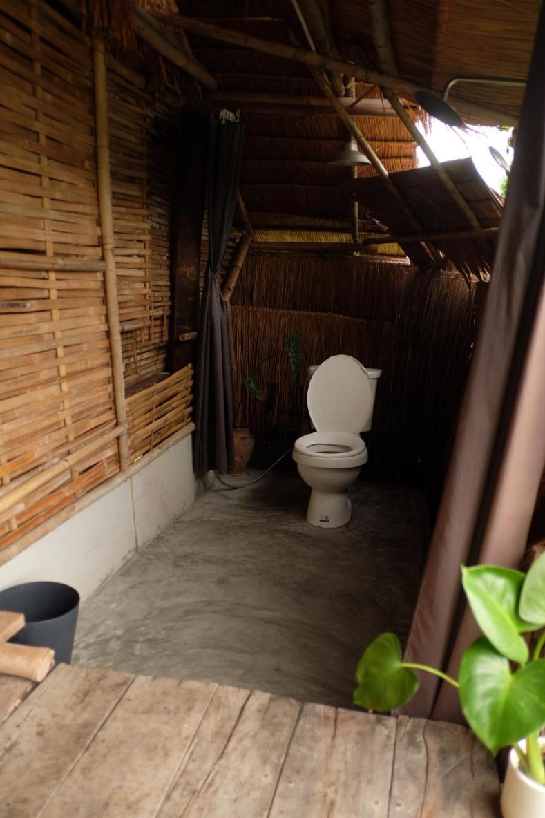 Отель Royal Mountain Hut Ratchaburi Номер фото