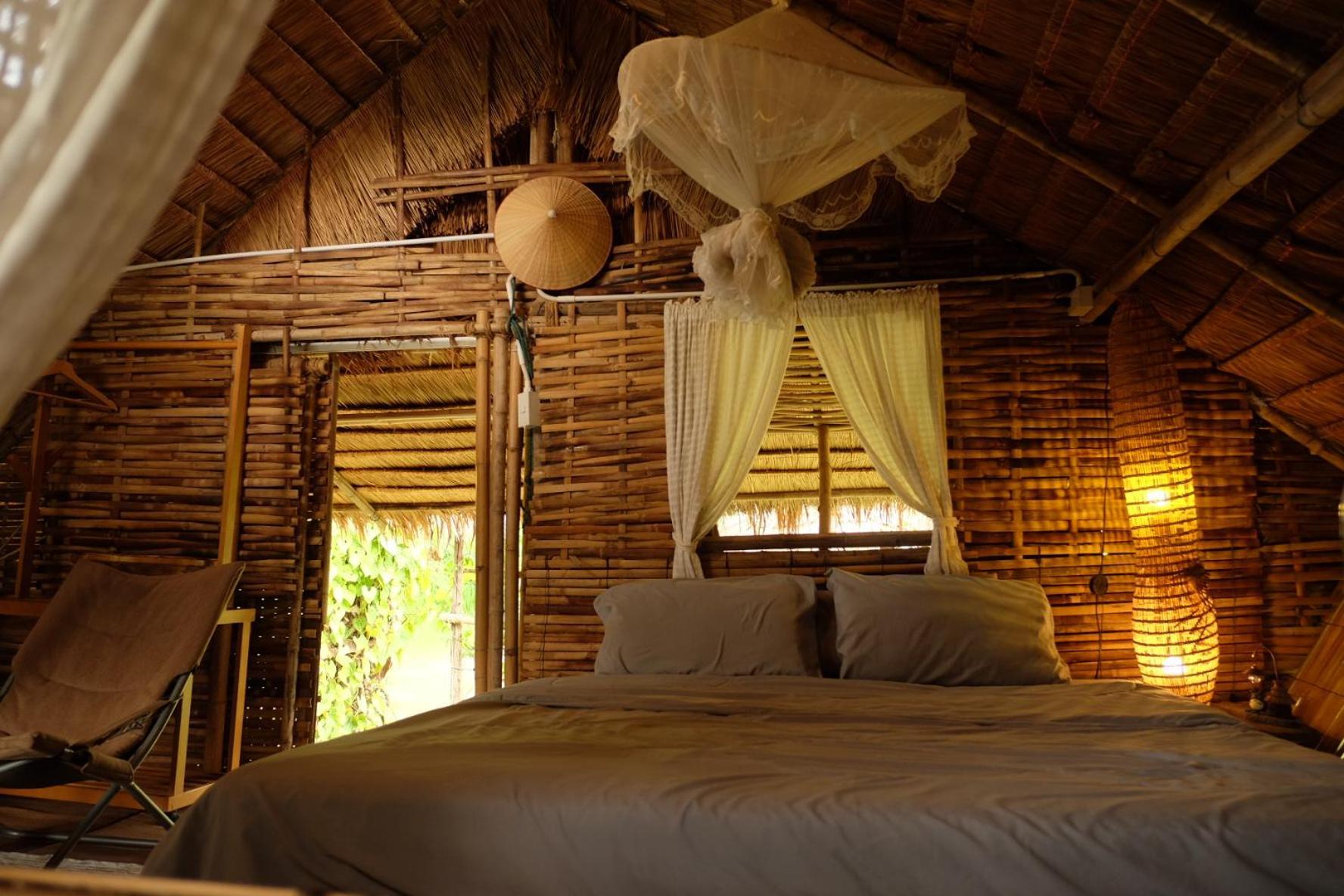 Отель Royal Mountain Hut Ratchaburi Экстерьер фото